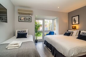 Croft Court Hotel