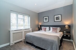 Croft Court Hotel