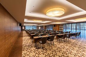 Golden Tulip Istanbul Bayrampasa
