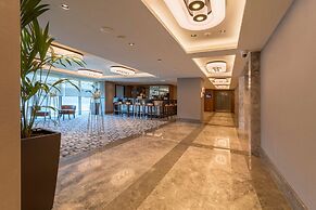 Golden Tulip Istanbul Bayrampasa