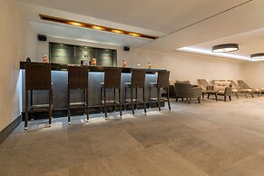 Golden Tulip Istanbul Bayrampasa