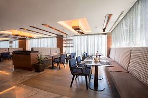 Golden Tulip Istanbul Bayrampasa