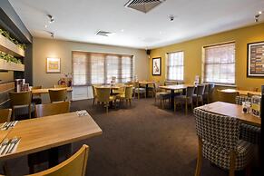 Premier Inn Farnham