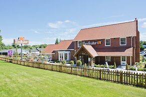 Premier Inn Farnham