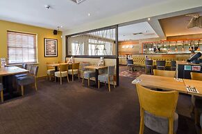 Premier Inn Farnham