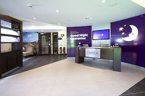 Premier Inn Farnham