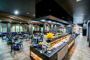 Mercure Yangon Kaba Aye