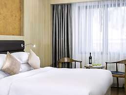 Mercure Yangon Kaba Aye