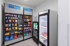 Days Inn & Suites by Wyndham Lubbock Medical Center