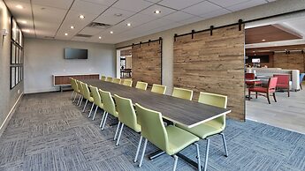 Holiday Inn Express and Suites Broomfield by IHG