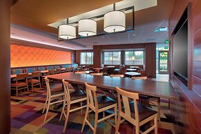 Fairfield Inn and Suites by Marriott Syracuse Carrier Circle