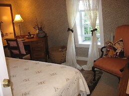 The 1720 House