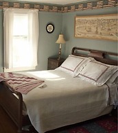 The 1720 House