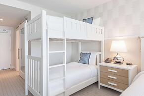 Wyndham Grand Clearwater Beach