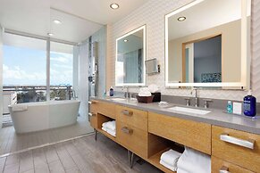 Wyndham Grand Clearwater Beach