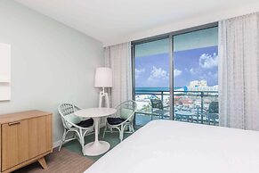 Wyndham Grand Clearwater Beach