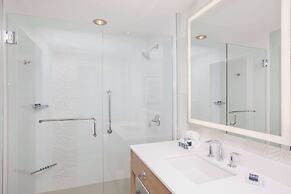 Wyndham Grand Clearwater Beach