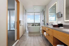 Wyndham Grand Clearwater Beach