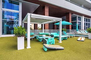 Wyndham Grand Clearwater Beach