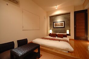 AROMA BARU - Adults only