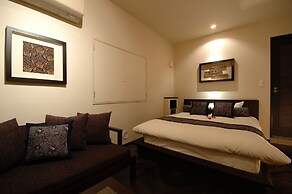 AROMA BARU - Adults only