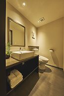 SAKE Kura Hotel Kawasaki Shuku