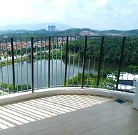 Sri Beverly Hills Near KLIA & KLIA2 & F1