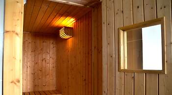 Sri Beverly Hills Near KLIA & KLIA2 & F1