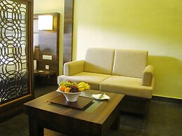 The Mountain Courtyard Thekady