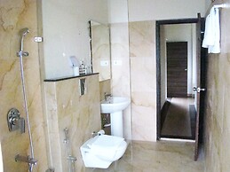 The Mountain Courtyard Thekady