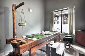 The Mountain Courtyard Thekady