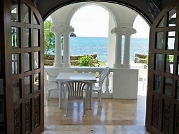 Blue Crystal Beach Resort