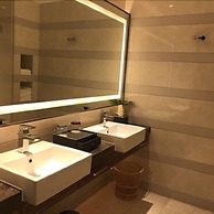 Golden Eagle Summit Hotel Yancheng