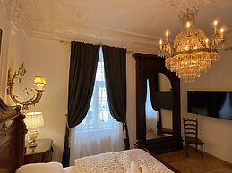 7th Heaven Vienna Center Apartments