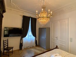 7th Heaven Vienna Center Apartments