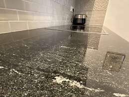 7th Heaven Vienna Center Apartments