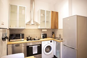 7th Heaven Vienna Center Apartments