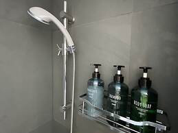 7th Heaven Vienna Center Apartments