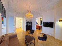 7th Heaven Vienna Center Apartments