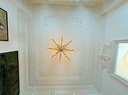 7th Heaven Vienna Center Apartments