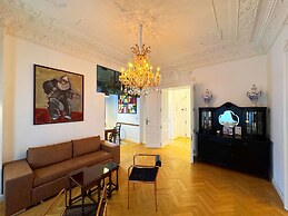 7th Heaven Vienna Center Apartments