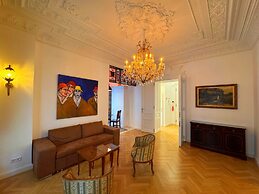 7th Heaven Vienna Center Apartments