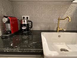 7th Heaven Vienna Center Apartments