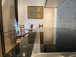 7th Heaven Vienna Center Apartments