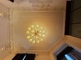 7th Heaven Vienna Center Apartments