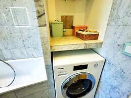 7th Heaven Vienna Center Apartments