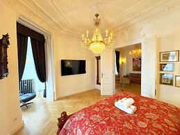 7th Heaven Vienna Center Apartments