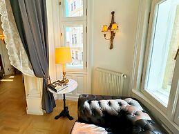 7th Heaven Vienna Center Apartments