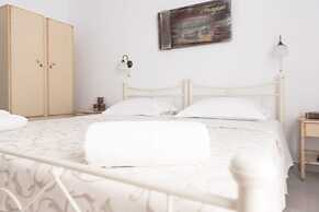 Fragias Boutique Studios & Apartments