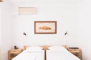 Fragias Boutique Studios & Apartments